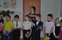 День Защитника Отечества - торжественная линейка. 22 февраля 2012 года