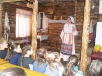 Плачет хлебушек, когда его лентяй ест. Октябрь 2015 года