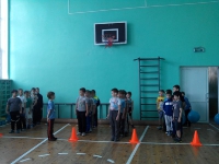 Соревнуясь рядом с папой, я готовлюсь стать солдатом. Февраль 2015 года