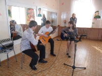 Слава защитникам нашим