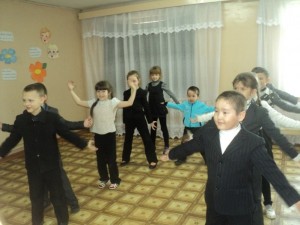 Утренняя зарядка в д/к «Энтузиаст»