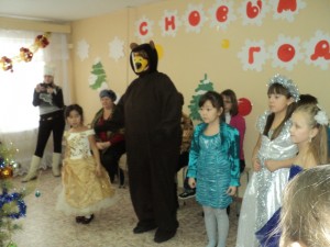 Новогодний утренник в детском клубе «Энтузиаст»