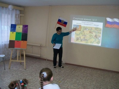 Игра «Крестики -  нолики «Пока мы едины - мы непобедимы»