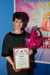 Швецова Людмила Николаевна, педагог дополнительного образования ЦРР «Семицветик» ( д/к «Гайдаровец»)