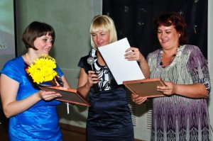 Япарова Екатерина Олеговна, педагог дополнительного образования  объединения «Юные художники»  (д/к «Автомобилист»)